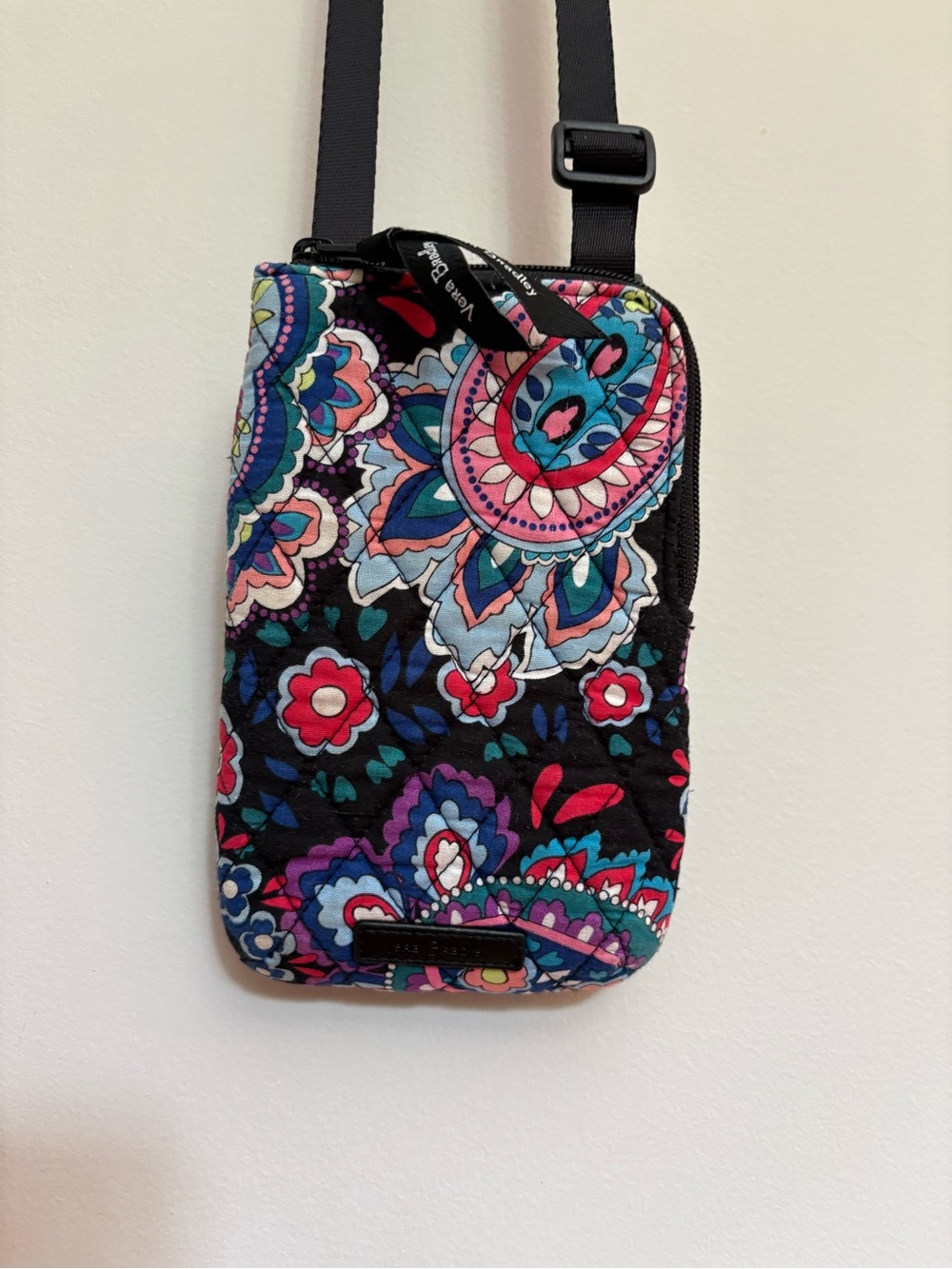 Vera Bradley Iconic RFID Mini Hipster Crossbody Floral Paisley Black EUC - Picture 6 of 6